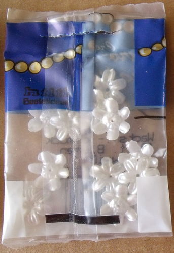 06 Perlen weiß Blüten